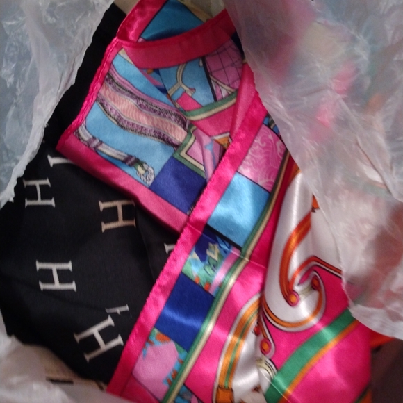 Scarves - Picture 2 of 3